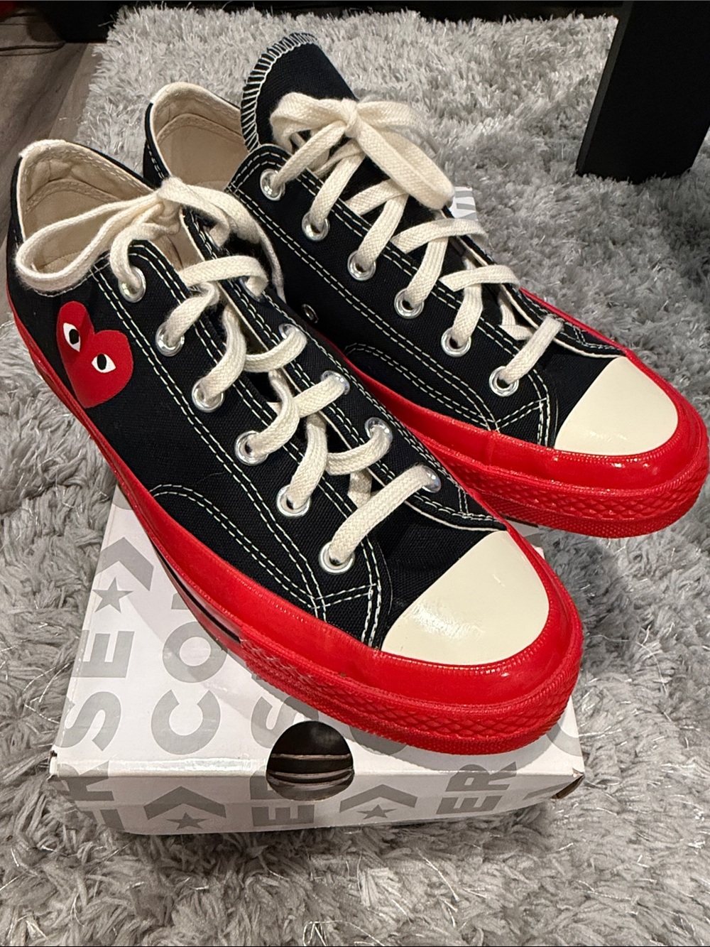 Kids Black and Red Heart Canvas Sneakers - Playful Low-Top Lace-Ups